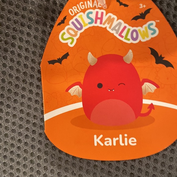 Squishmallow Karlie the Bat Clip Halloween 2023 NWT - Picture 3 of 3